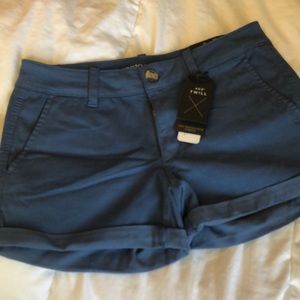 AEO Twill Midi Short